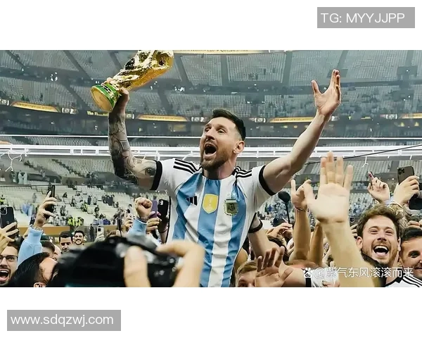 全球足球巨星全景揭秘与成就回顾详解